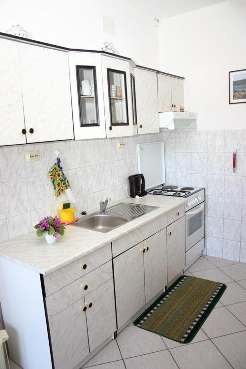 Apartments Ivan Orlic Vinišće Zimmer foto