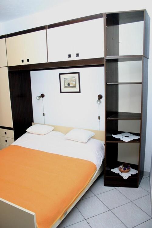 Apartments Ivan Orlic Vinišće Zimmer foto