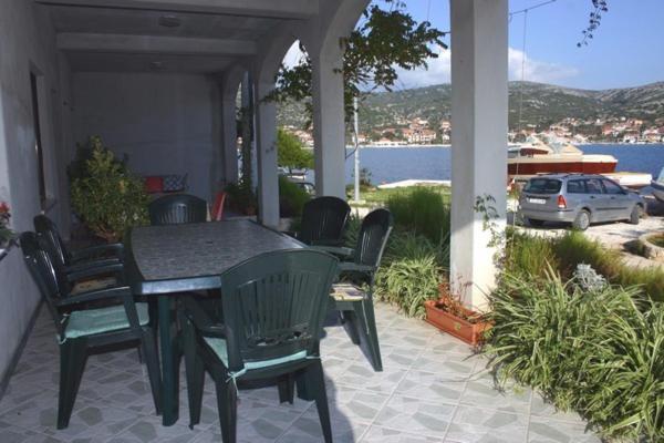 Apartments Ivan Orlic Vinišće Zimmer foto